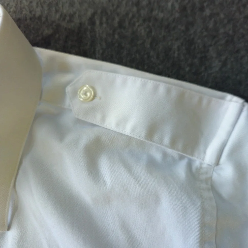 A Cut Above Uniforms Cirrus Pilot Shirt 17.5 XL White Tapered Short Sleeve NWOT